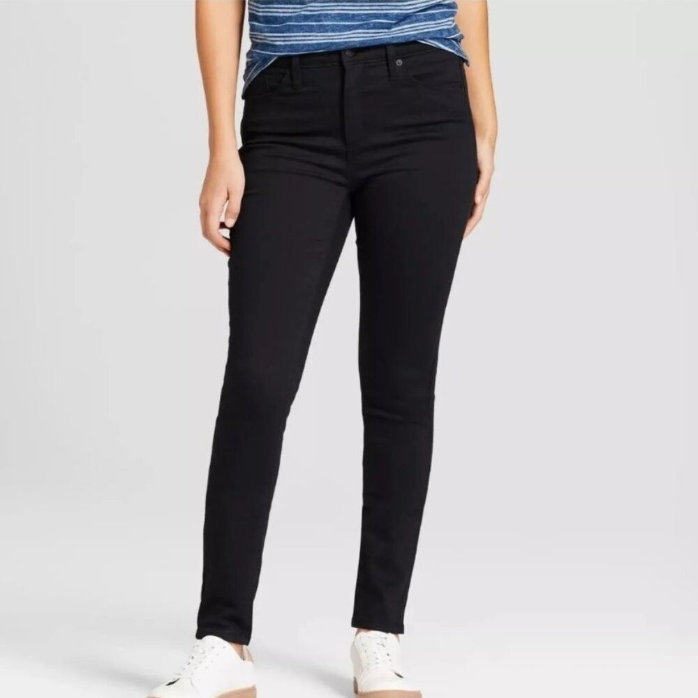Universal Thread High Rise Skinny Jeans Black Size 8/29S Short Ankle Denim